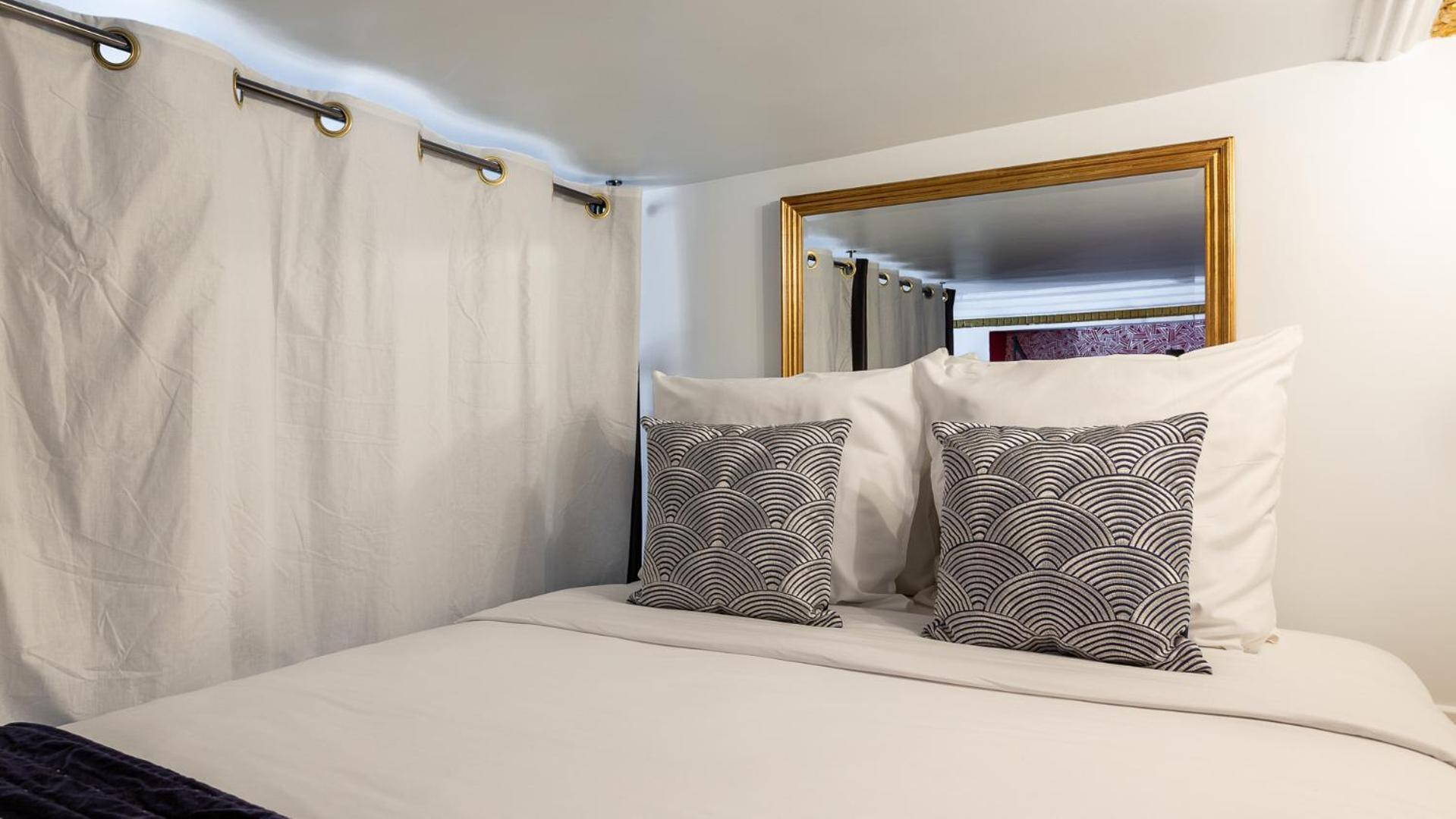 Luxury 3 Bedroom 2 Bathroom - Ac - Louvre&marais
